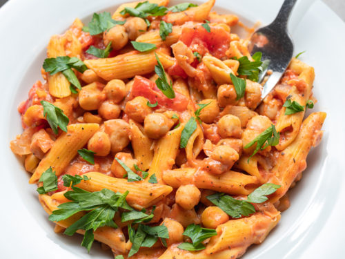 1-POT CHICKPEAS PASTA - Simple Veganizer